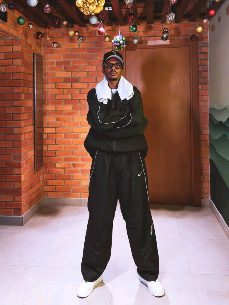 1000277116