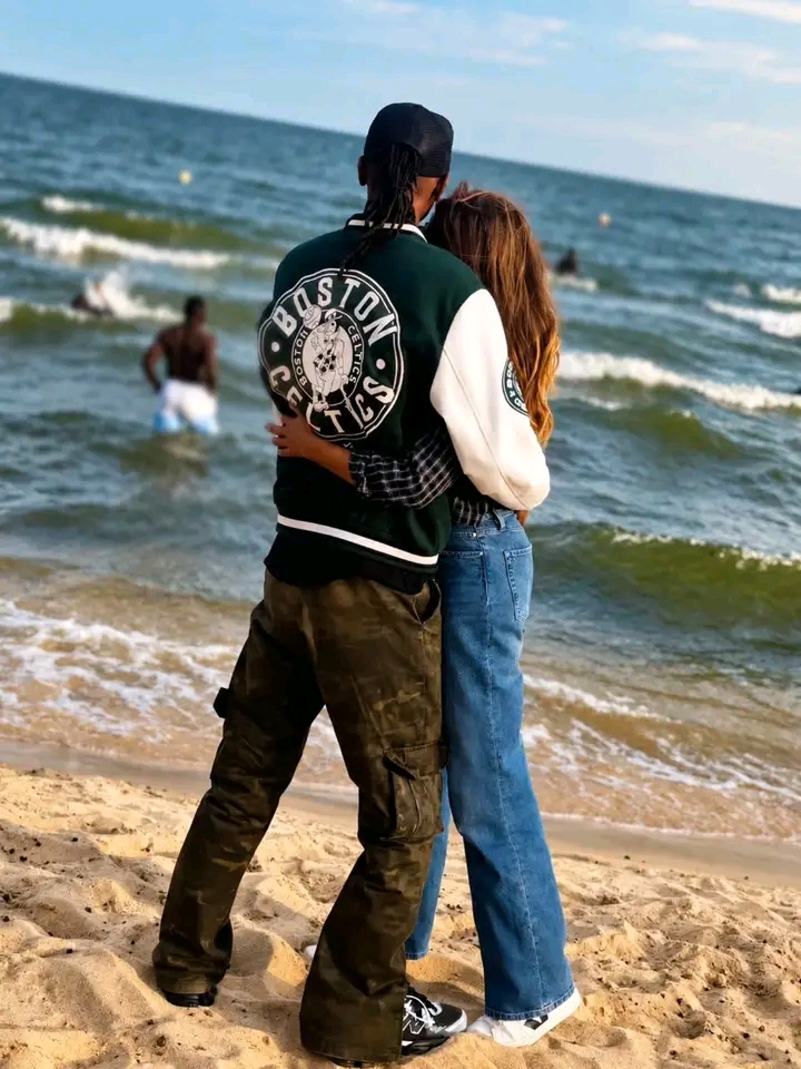 171108