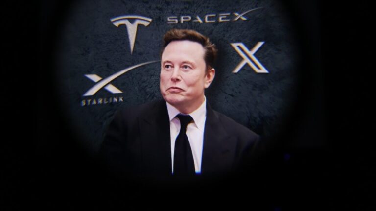 Magnified-View-Of-Tech-Mogul-Elon-Musk-I